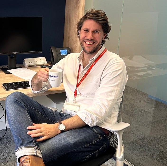 Are Elections Enough? Democracy and Collective Power - Kronika